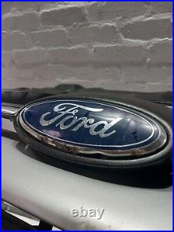 Ford Focus Front Bumper Moondust Silver 5 Door Estate Zetec Mk3 2011 To 2014