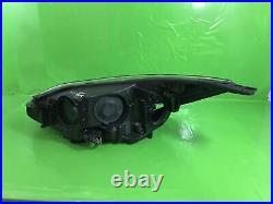 Ford Focus Mk3 Headlight Driver Right Offside Osf Bm5113w029dh 2011-2014