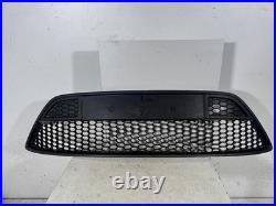 Ford Focus ST 2007 Front bumper upper radiator grill 8M5117B968D MUR6730 Ford Focus ST 2007 Front bumper upper radiator grill 8M5117B968D MUR6730